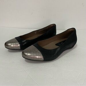 Earthies Leather Black Metallic Silver Toe Hanover Flat Shoe Size 7